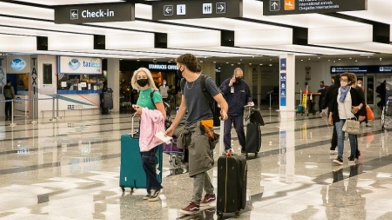 Se detectó el primer caso de la variante Ómicron en la Argentina