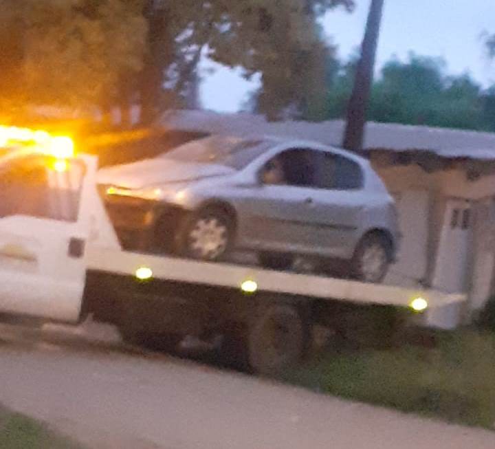 Aparecieron los prófugos y el auto, buscados por la policia