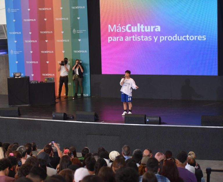 Se relanzó el programa más cultura y ya se han inscripto 400 mil voluntarios