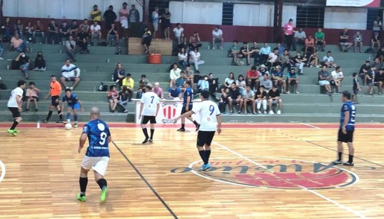 Continúa el Torneo de Futsal en el Club Atlético
