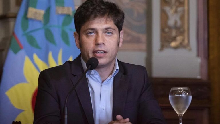 Axel Kicillof viajará al Vaticano y será recibido por Francisco