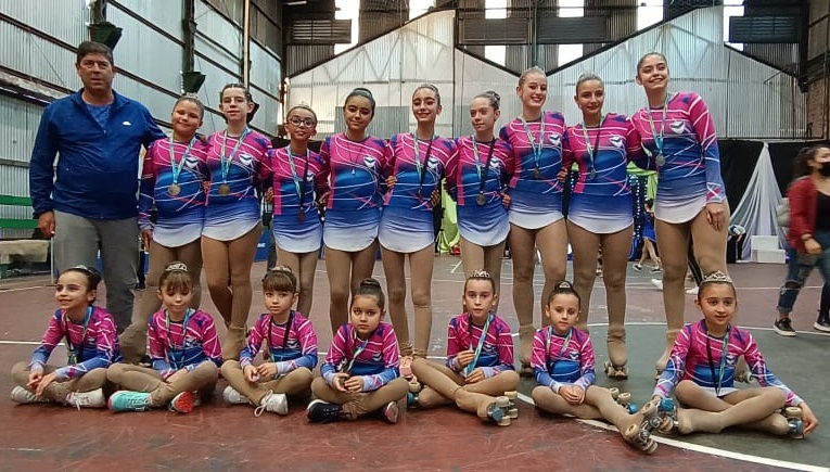 Las patinadoras del Fortín se presentaron en la primera fecha de LIPAC