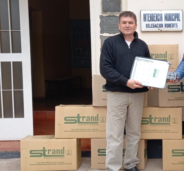 Roberts recibió nuevas luminarias led para su planta urbana