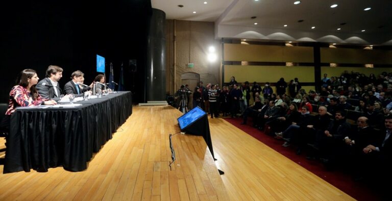 Kicillof presentó el Plan Provincial Integral de Salud Mental 2022-2027