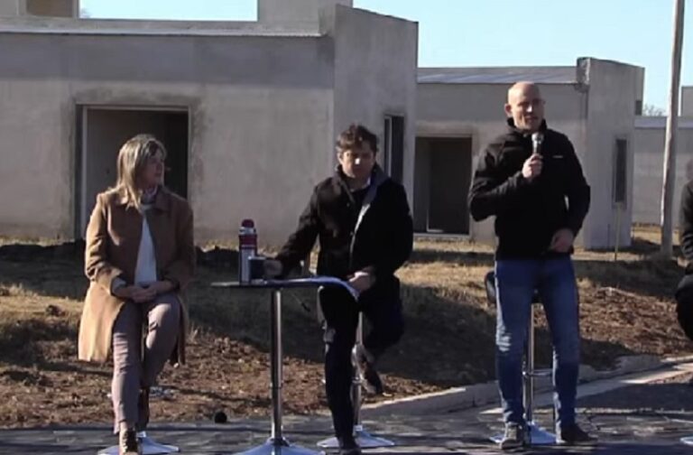 En Alberti, Axel Kicillof lanza el programa CREA