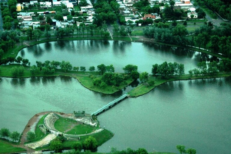 Avanzan las obras en el parque municipal de Trenque Lauquen