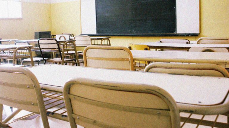 Paro docente de 24 horas: gremios exigen aumento salarial y respuestas del gobierno