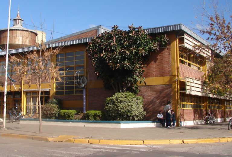 Escuela Técnica 2 de Nueve de Julio refuerza protocolos de seguridad y prevención de la violencia escolar