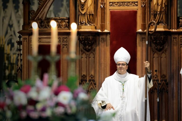El nuevo arzobispo de La Plata, monseñor Gabriel Mestre, pidió por “una patria más justa y fraterna”