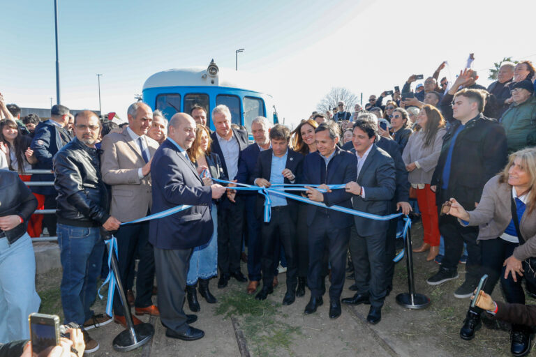 Se inauguró el nuevo tramo del Tren Universitario de La Plata