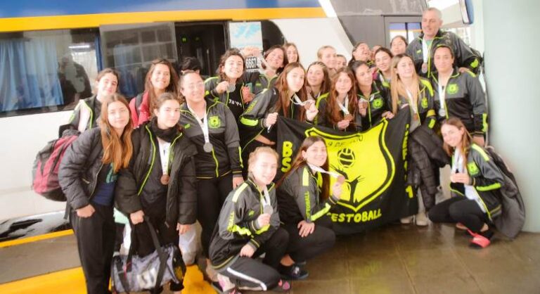 Arribó la delegación nuevejuliense de Mar del Plata