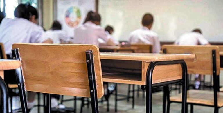 Disminuyó un 9,3% la deserción escolar en la secundaria en todo el país