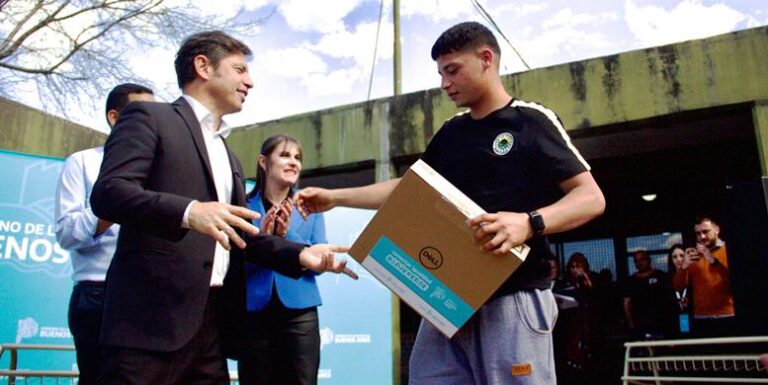 El Gobernador Axel Kicillof visitó General Viamonte