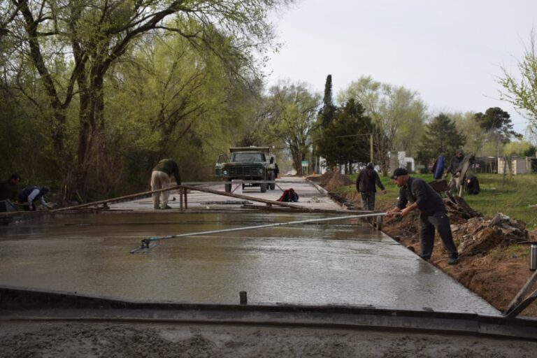 Avanza la pavimentación de la calle Schweitzer