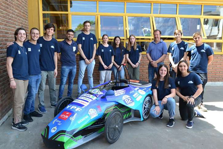Crece el Desafío Eco de la Escuela Técnica N° 2 y estuvieron en el Autódromo de Buenos Aires