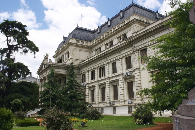 Dura crítica a Milei de diputados bonaerenses de su espacio