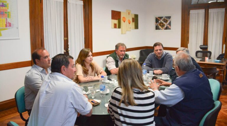 Autovía 5: Mariano Barroso fue el anfitrión de un encuentro de intendentes zonales