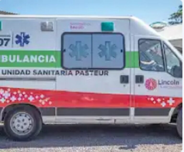 La Unidad Sanitaria de Pasteur recibió una nueva ambulancia