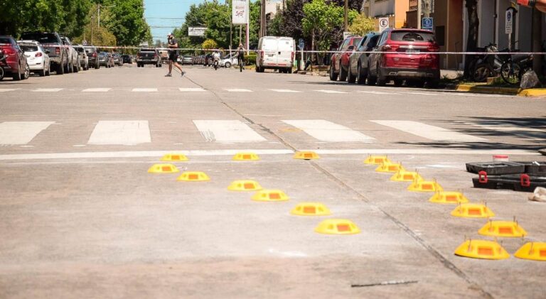 Se colocan separadores de tránsito en Avda. San Martín y Libertad de Nueve de Julio