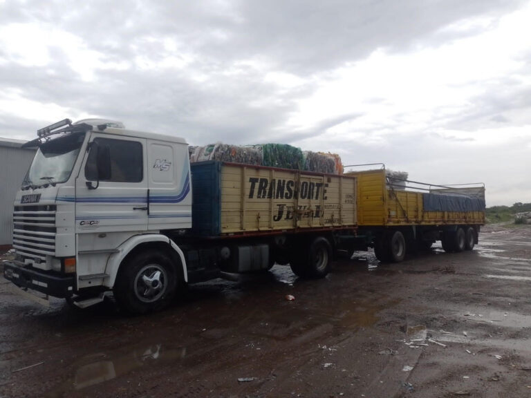 Más papel y plástico será reciclado