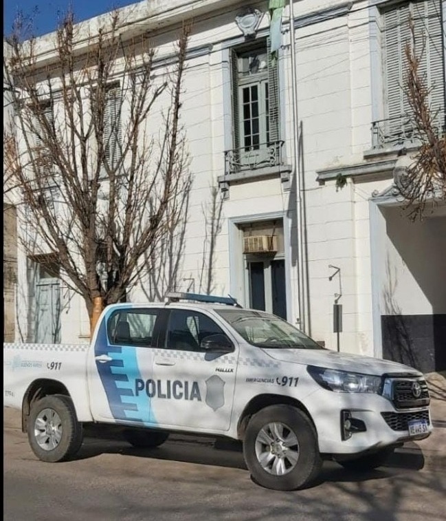 Se detiene a un menor por tentativa de homicidio a su padre y daños