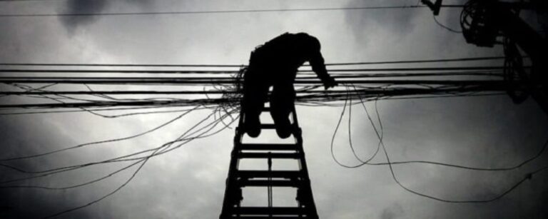 Alimentadores del servicio eléctrico salieron de funcionamiento y dejaron a oscuras parte de Nueve de Julio