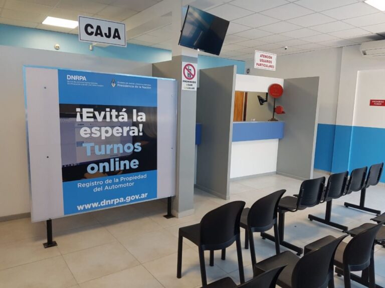 El Gobierno ordenó el cierre de 136 Registros del Automotor