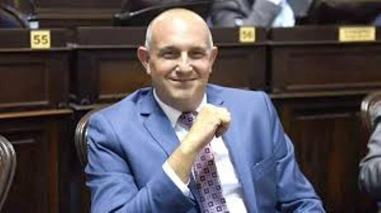 El Presidente, en su discurso, elogia a los evasores fiscales mientras castiga a los trabajadores argentinos