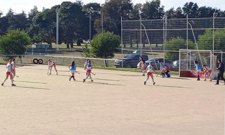 Atlético y San Martín disputaron una intensa jornada de nivel en todas las categorías