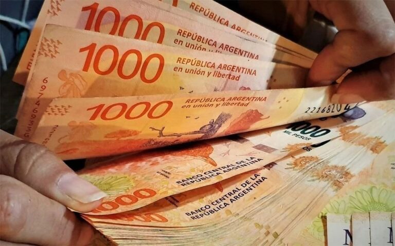 Jubilados y pensionados bonaerenses recibirán sus haberes entre el 30 y 31 de mayo