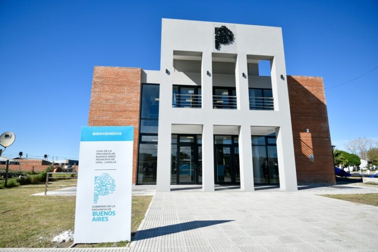 Kicillof inauguró la Casa de la Provincia en General Lavalle