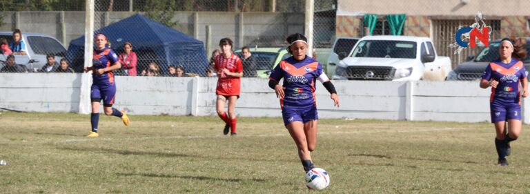 Libertad ganó y quedó como único líder