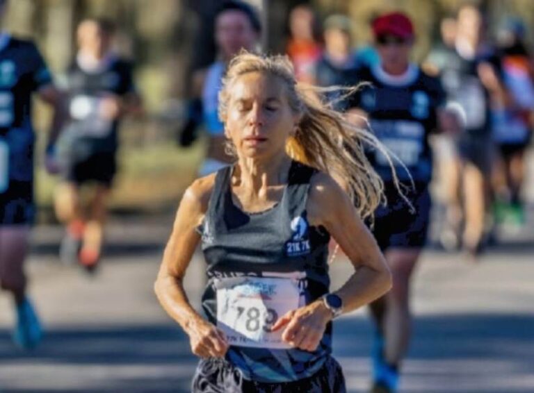 La nuevejuliense Stella Maris Amado alcanzó el nuevo récord nacional en Media Maratón