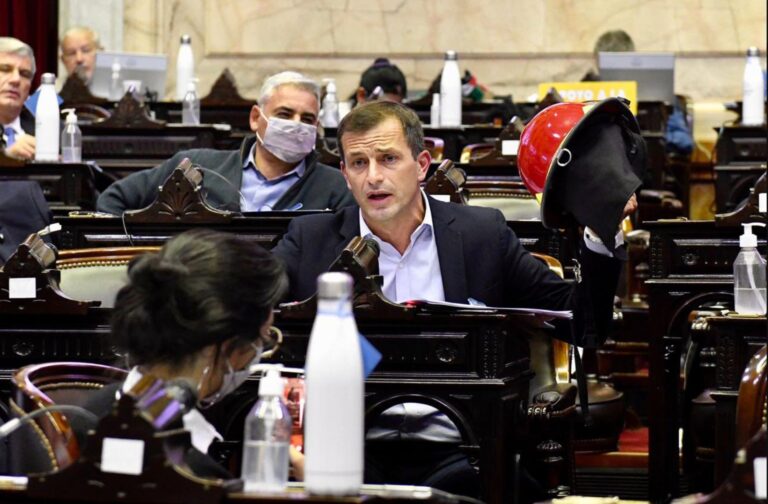 En el día del Bombero Voluntario se pide la reglamentación total de la ley 27629