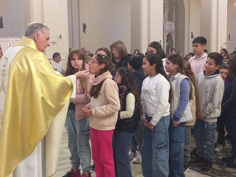 Celebración de Corpus Christi: Monseñor Ariel Torrado Mosconi resaltó la importancia de la Eucaristía