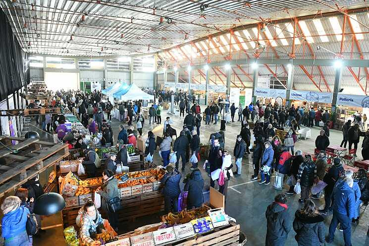 Se inauguró un nuevo Mercado Bonaerense Fijo en Bahía Blanca