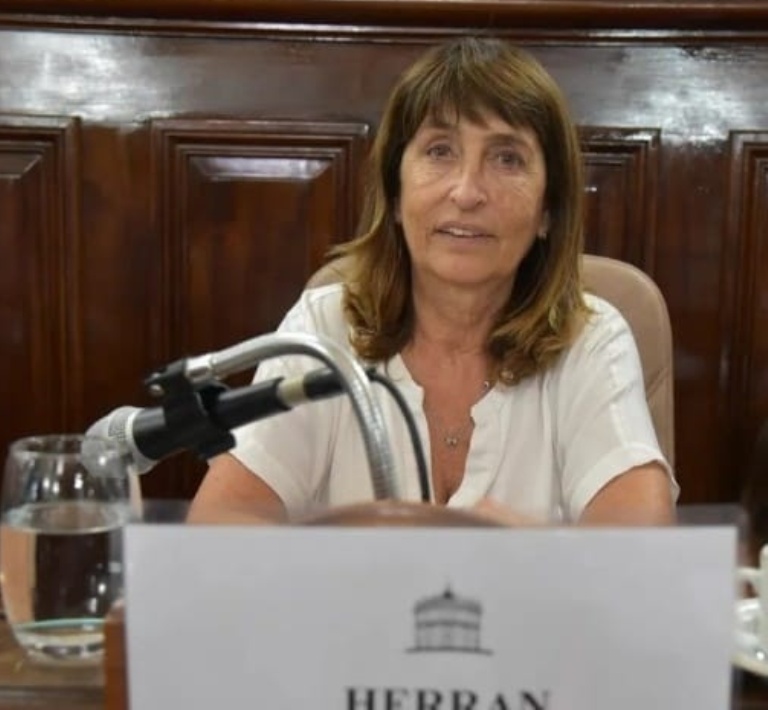 Falleció funcionaria bonaerense mientras jugaba al tenis en La Plata