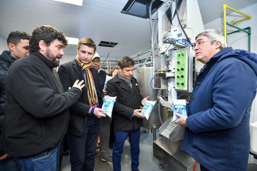 Kicillof: “En la provincia el pacto con nuestro pueblo es algo tangible, que se traduce en obras, agua potable y mejoras en la calidad de vida”