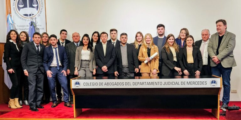 Ceremonia de Jura en el Colegio de Abogados de Mercedes con bienvenida a los nuevos matriculados