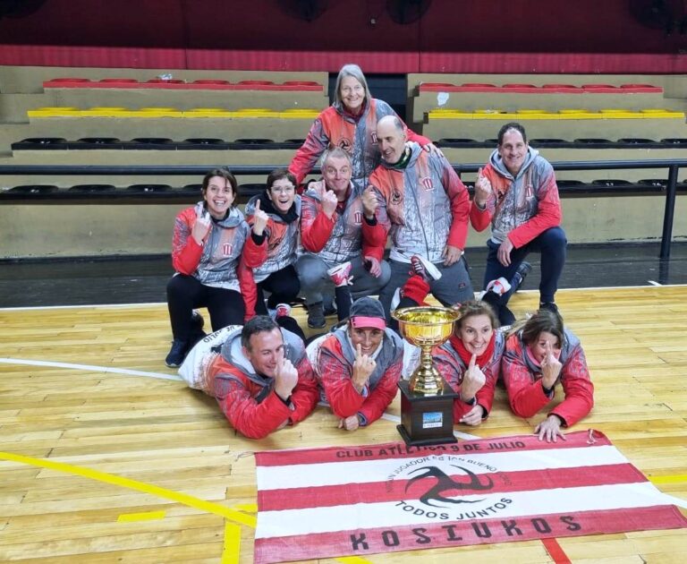 El equipo de Atlético acaba de salir Campeón Argentino en competencia en Corrientes