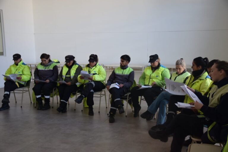 Licencias de Conducir: capacitación para Inspectores de Tránsito y la GUM