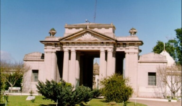 Regirá un nuevo horario en el Cementerio