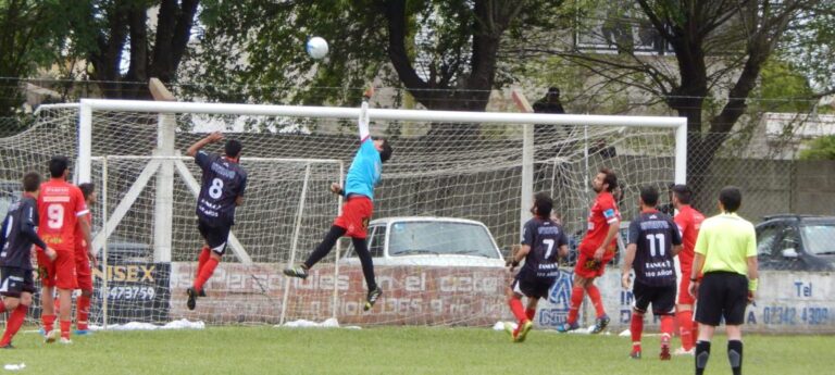Triunfo de Atlético Carlos Casares ante Agustín Alvarez