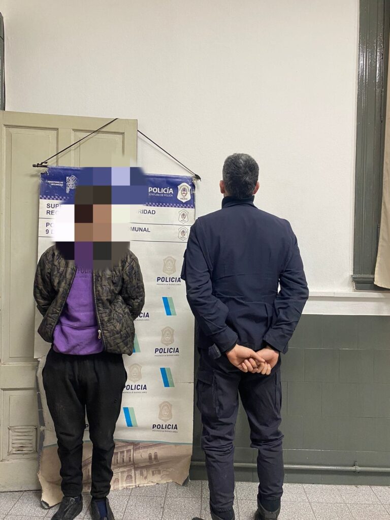 Se detiene a un estafador con cheques haciendo el ‘cuento del tío’