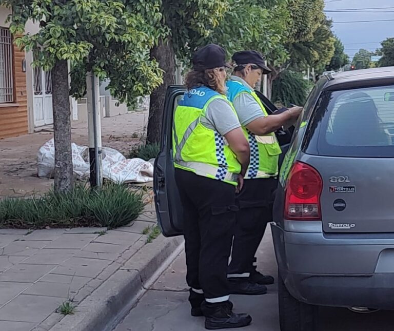 La Oficina de Tránsito atiende en la Terminal de Ómnibus ‘Jesús Blanco’