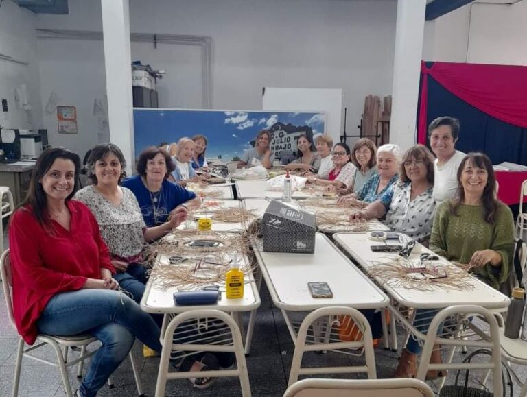 Universidad Popular: más de 400 alumnos participaron de cursos y talleres