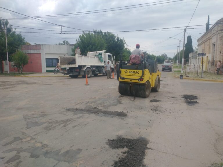 Se reparan las calles de Facundo Quiroga y alcanza a las pavimentadas como de tierra