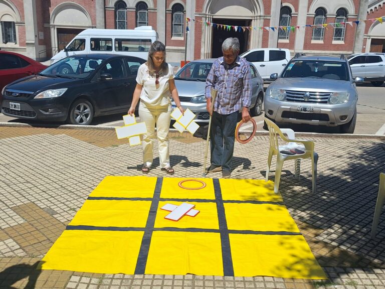 Desde el Hogar Santo Domingo de Guzmán visitan paseos públicos