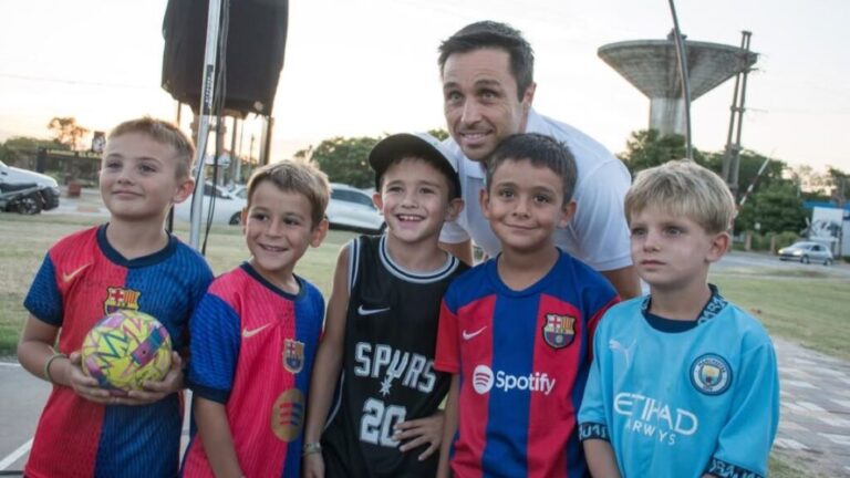 Pehuajó rinde homenaje a Fernando Belasteguín, el mejor jugador de pádel de todos los tiempos