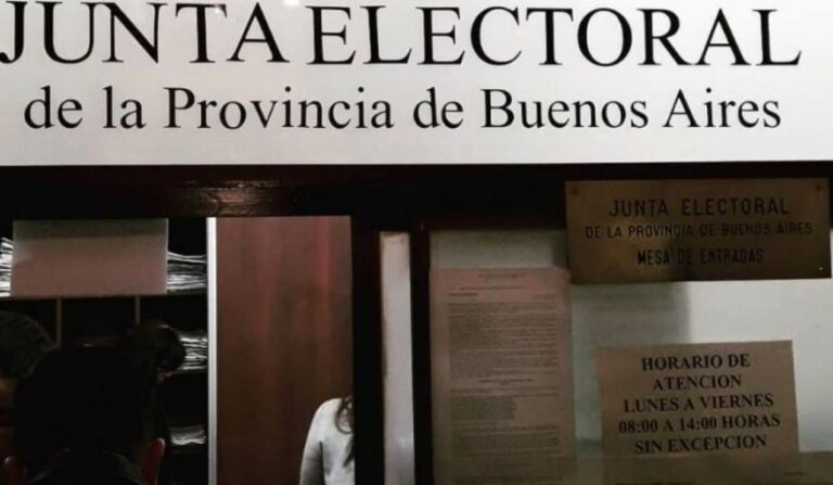 La Junta Electoral bonaerense dejaría sin personería jurídica a varios partidos políticos
